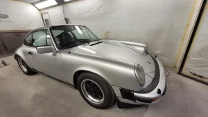 Porsche-930-4